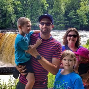 Meet your Posher, Chris